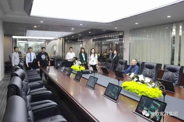 草莓视频污片家具二楼展 草莓视频污片家具二楼展