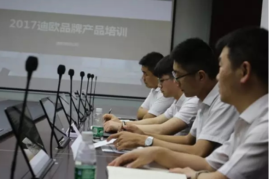 草莓视频污片家具