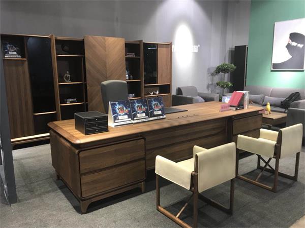 草莓视频污片家具总裁空间家具