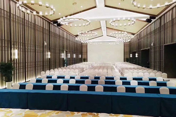 草莓视频污片家具2000万酒店案例 -- 石阡梵净山温泉小镇