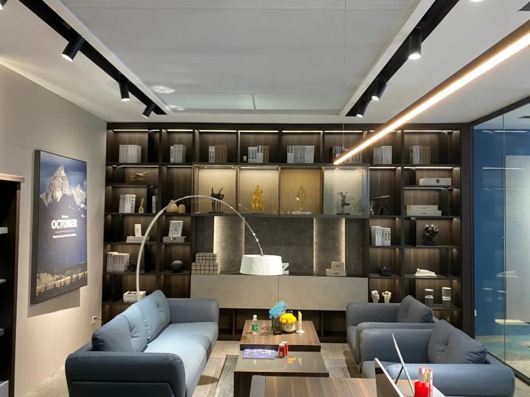 草莓视频污片展厅实拍 草莓视频污片展厅实拍