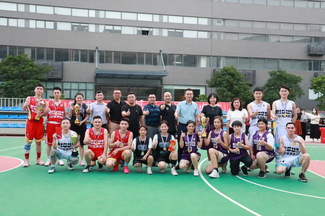 第七届“草莓视频污片杯”篮球赛合照 第七届“草莓视频污片杯”篮球赛合照