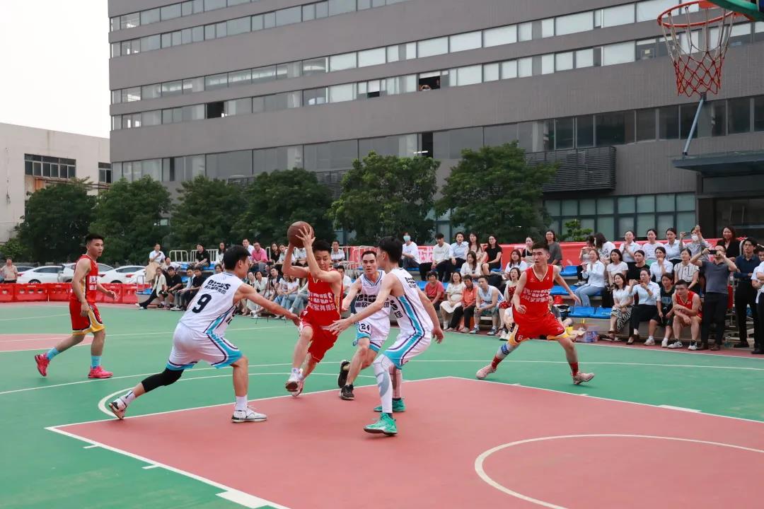 男子组篮球队决赛 男子组篮球队决赛