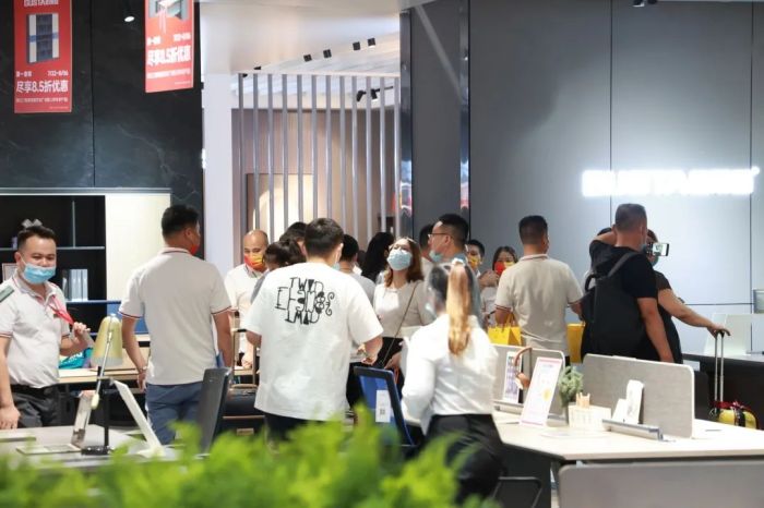 展会现场人气爆棚 展会现场人气爆棚