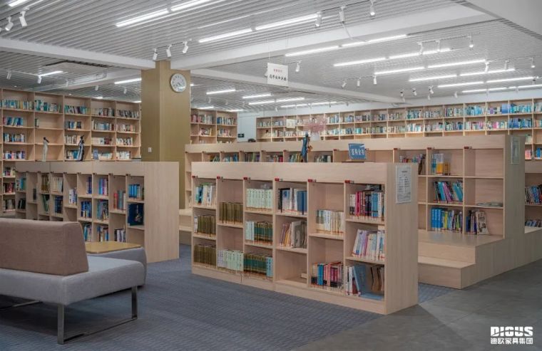 草莓视频污片图书馆家具 草莓视频污片图书馆家具